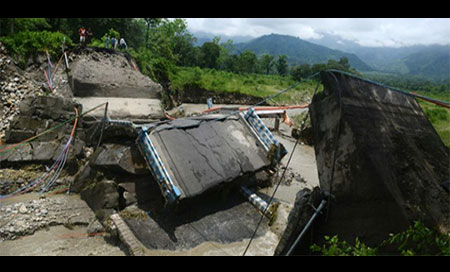 deslizamientos de tierra en India Una tragedia causada por deslizamientos de tierra en India